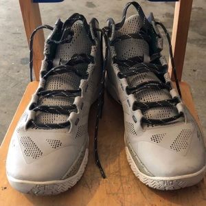 Curry’s 2.0 Size 9